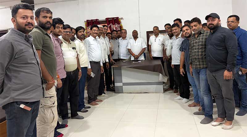 खनिज नियमों में संशोधनों से परेशान क्रशर मालिकों ने की थी अनिश्चितकालीन बंद की तैयारी, सांसद के आश्वासन पर टला निर्णय
